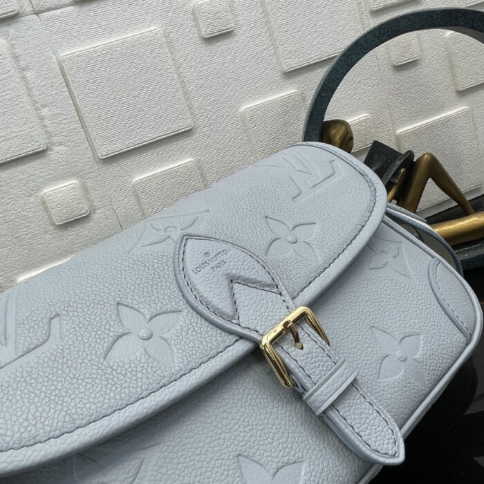 Super Vip 1:1 - Louis Vuitton Diane Monogram Empreinte Blue 24Cm - Image 6
