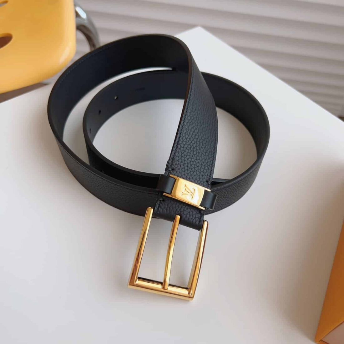 Louis Vuitton LV City Pin Belt Gold Hardware Black 35MM - Image 8