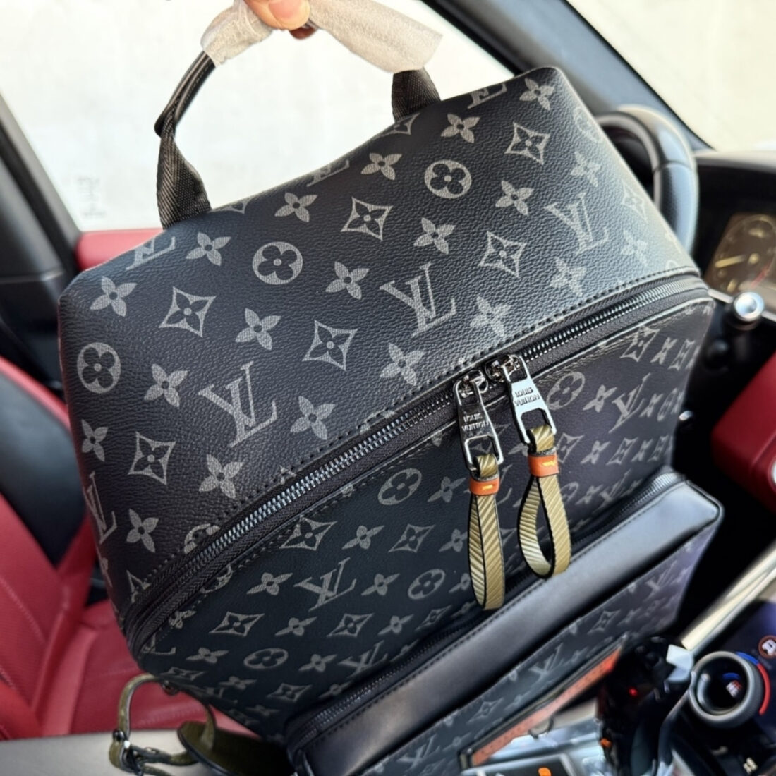 Louis Vuitton Discovery Backpack Monogram Black 37Cm - Image 5