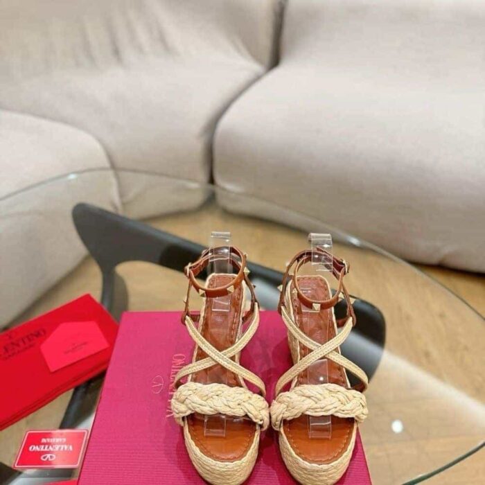 Valentino Garavani Woven Raffia Wedge Espadrilles Farfetch Beige - Image 5