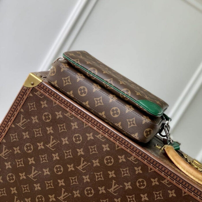 Louis Vuitton Trio Messenger Bag Green 25 cm - Image 6