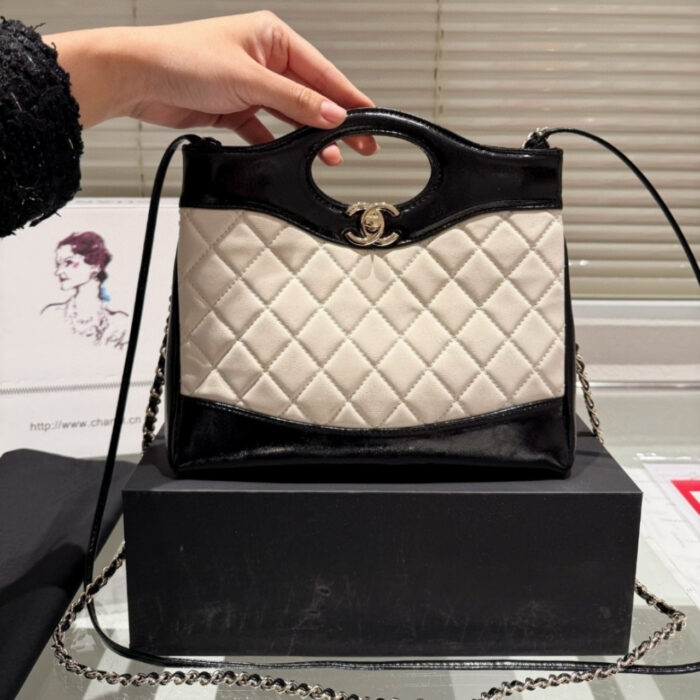 Chanel 31 Mini Shopping Bag Patent Gold Tone Metal Black And White 23Cm - Image 2