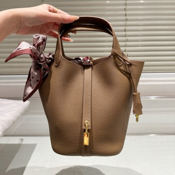 Hermes Picotin Lock 18 Bag Etoupe With Gold 18 cm - Image 2