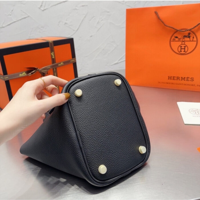 Hermes Picotin Lock 18 Bag Black With Gold 18 cm - Image 5