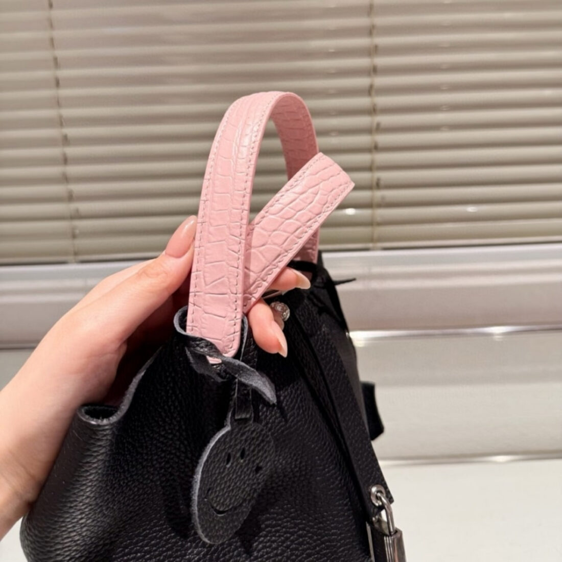 Hermes Picotin Lock 18 Bag Black And Pink 18 cm - Image 4