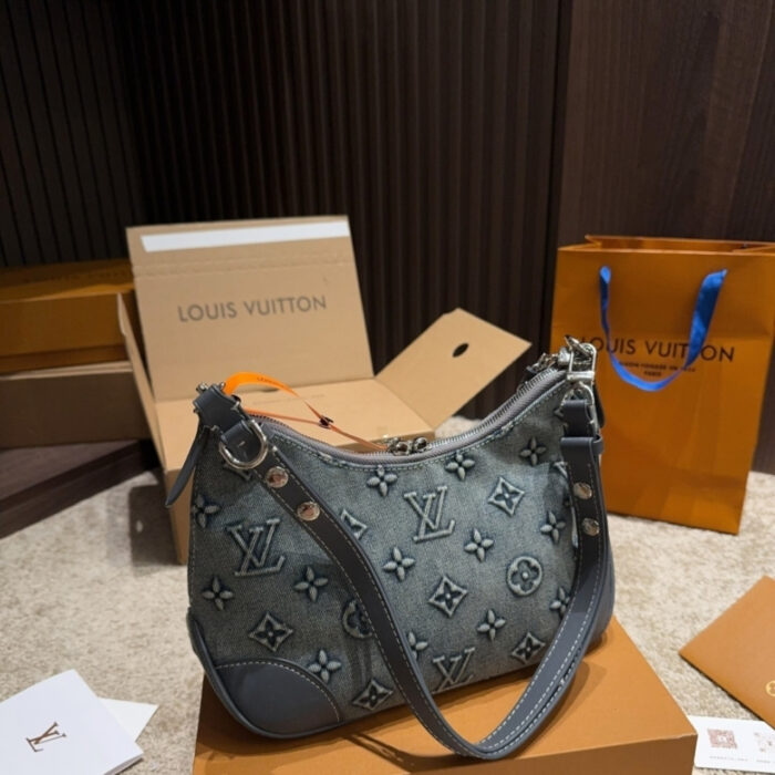 Louis Vuitton Boulogne PM Denim Blue 26Cm - Image 6