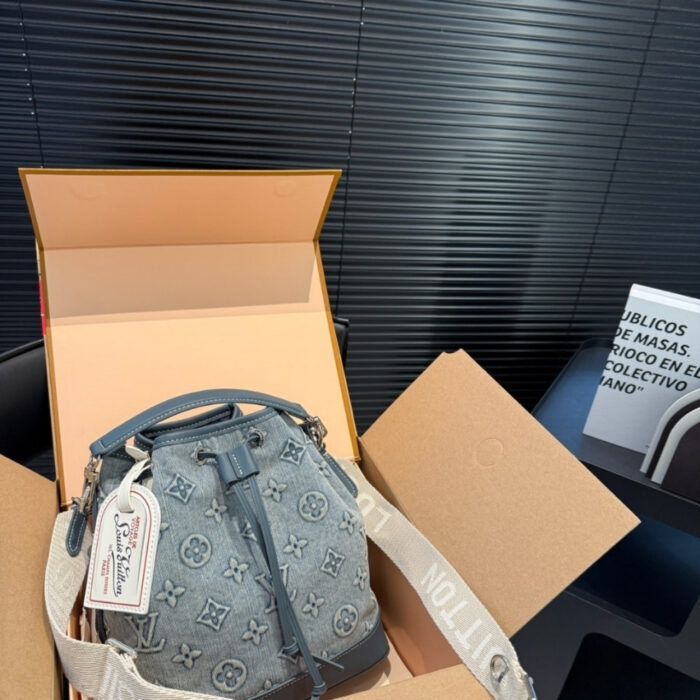Louis Vuitton Noe Bag Monogram Denim Blue 25Cm - Image 4