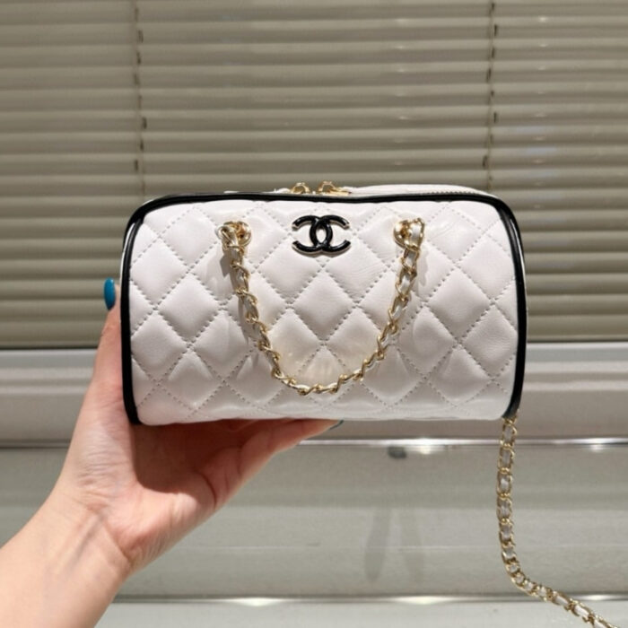 Chanel Clutch With Chain White And Black 18Cm AP4515 B19460 NAFJQ - Image 2
