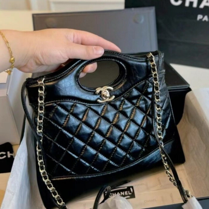 Chanel 31 Mini Shopping Bag Patent Gold Tone Meta Black 24Cm - Image 2