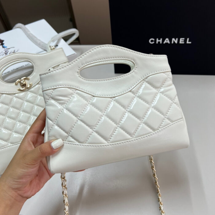 Chanel 24C Mini 31 Clutch With Chain Shiny White 24cm - Image 4