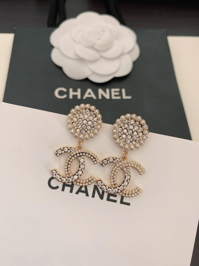 Chanel Faux Pearl And Strass Drop Earrings - Image 2