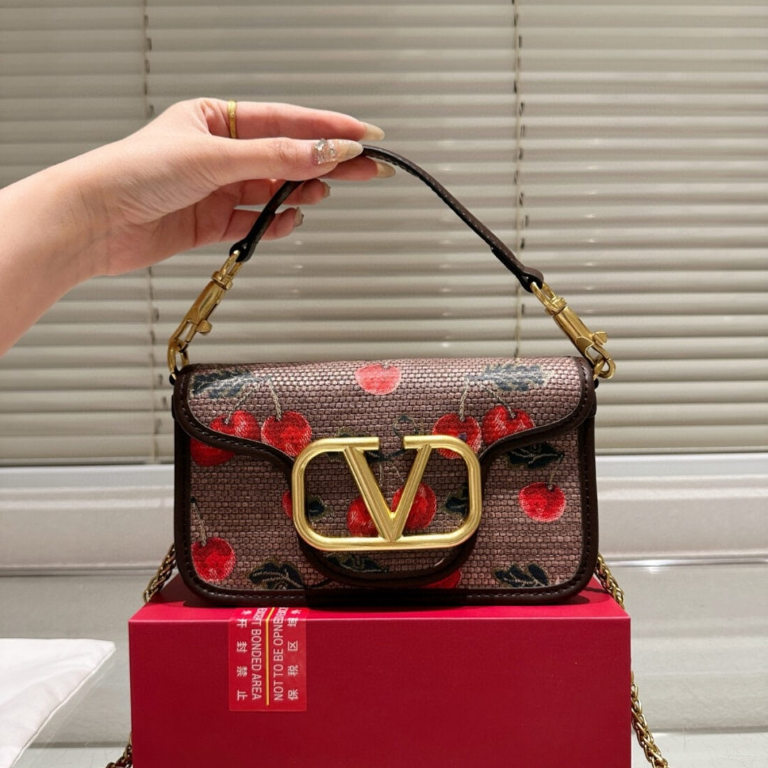 Valentino Garavani Locò Cherryfic Motif Small Shoulder Bag Brown 20Cm - Image 2