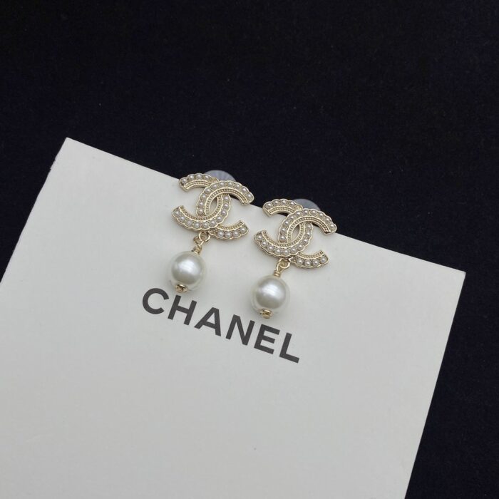 Chanel CC Crystal Logo Pearl Detail Earrings Gold - Image 3