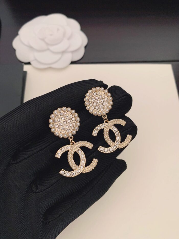 Chanel Faux Pearl And Strass Drop Earrings - Image 5