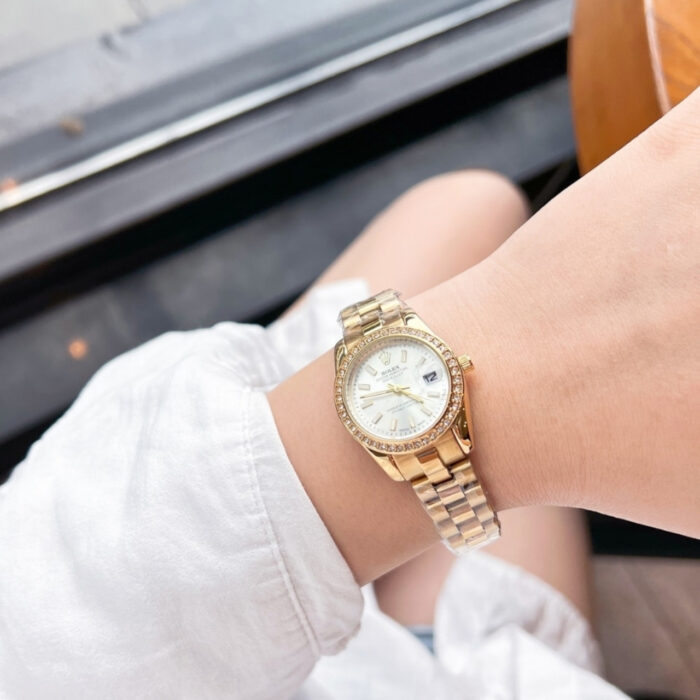 Rolex Lady Datejust White Dial Yellow Gold 28mm - Image 3
