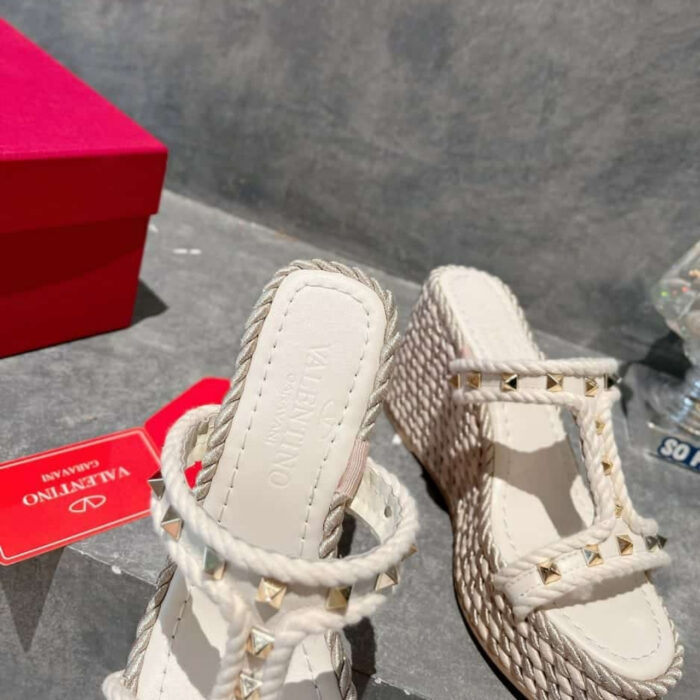 Valentino Rockstud Laminated Nappa Wedge Sandal Natural 4W2S0GI5DYM YBS - Image 4