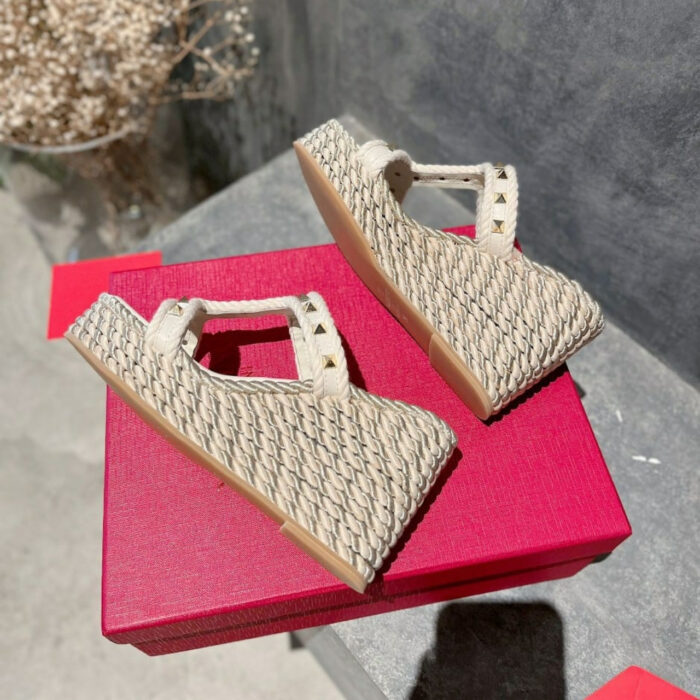 Valentino Rockstud Laminated Nappa Wedge Sandal Natural 4W2S0GI5DYM YBS - Image 6