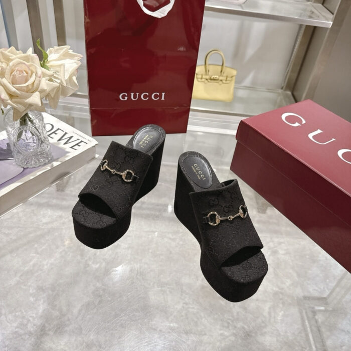 Gucci Women’S Wedge Sandal With Horsebit Black 816328 FAB10 1000 - Image 3
