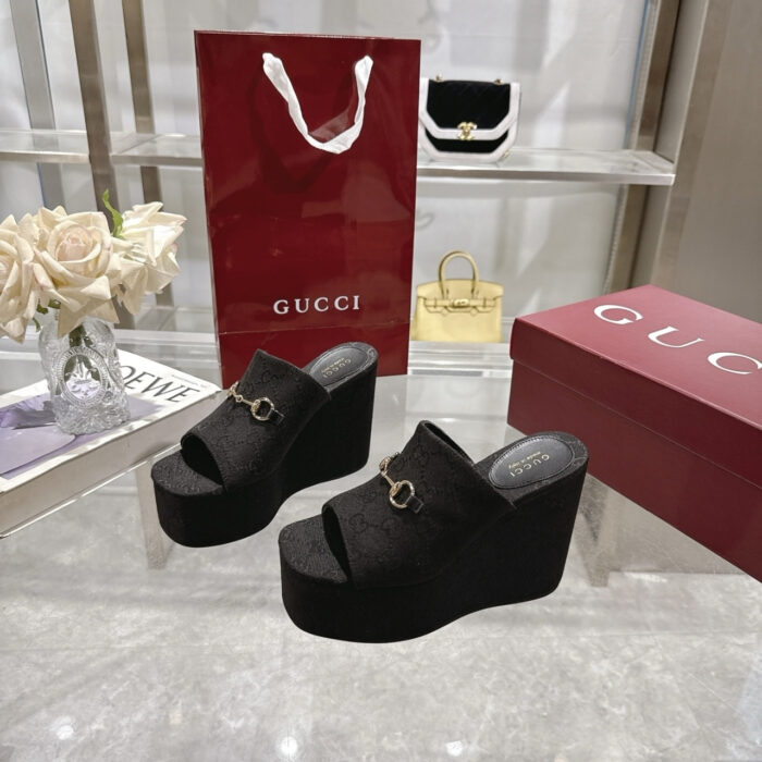 Gucci Women’S Wedge Sandal With Horsebit Black 816328 FAB10 1000 - Image 4