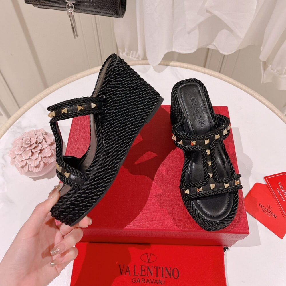Valentino Rockstud Wedge Black - Image 3