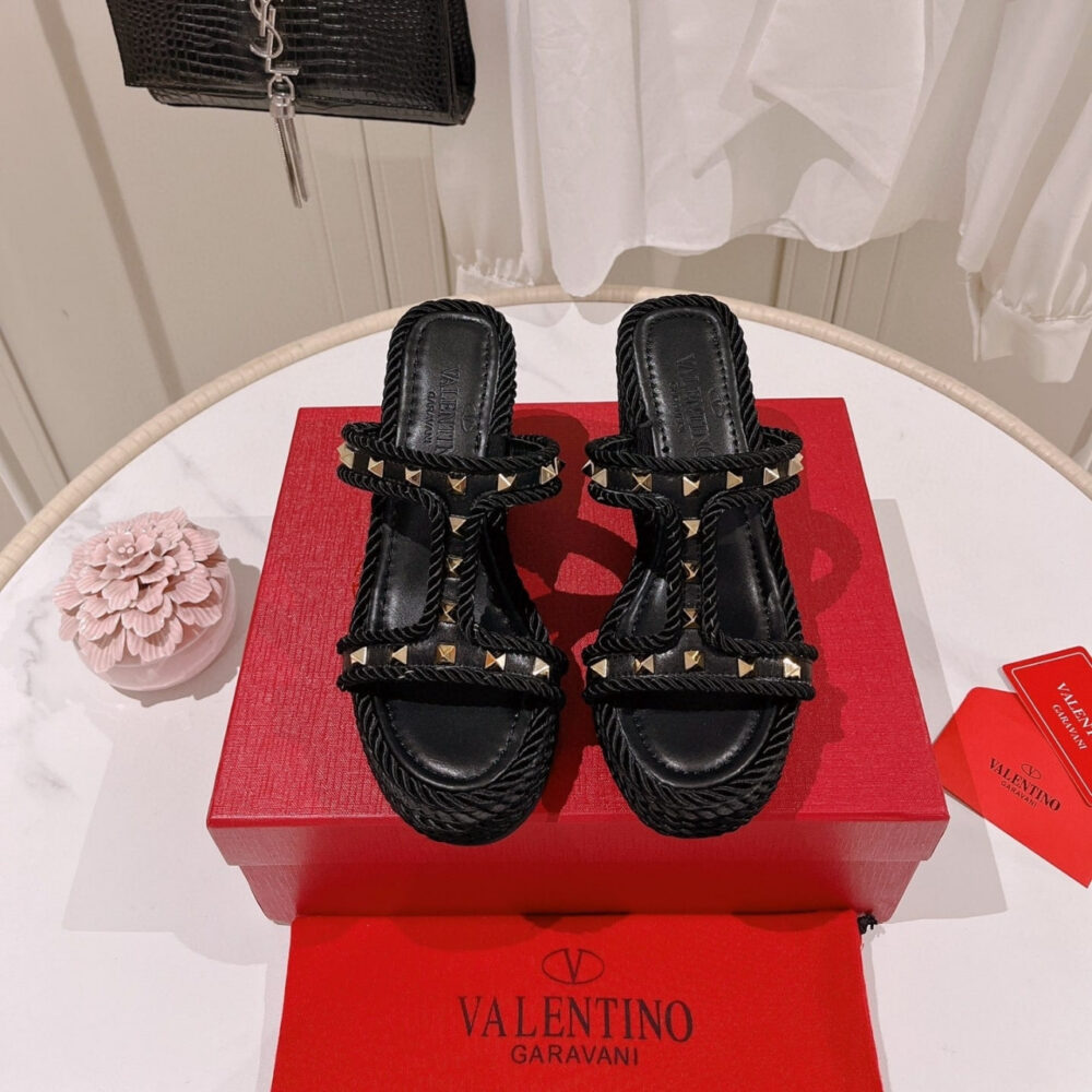 Valentino Rockstud Wedge Black - Image 4