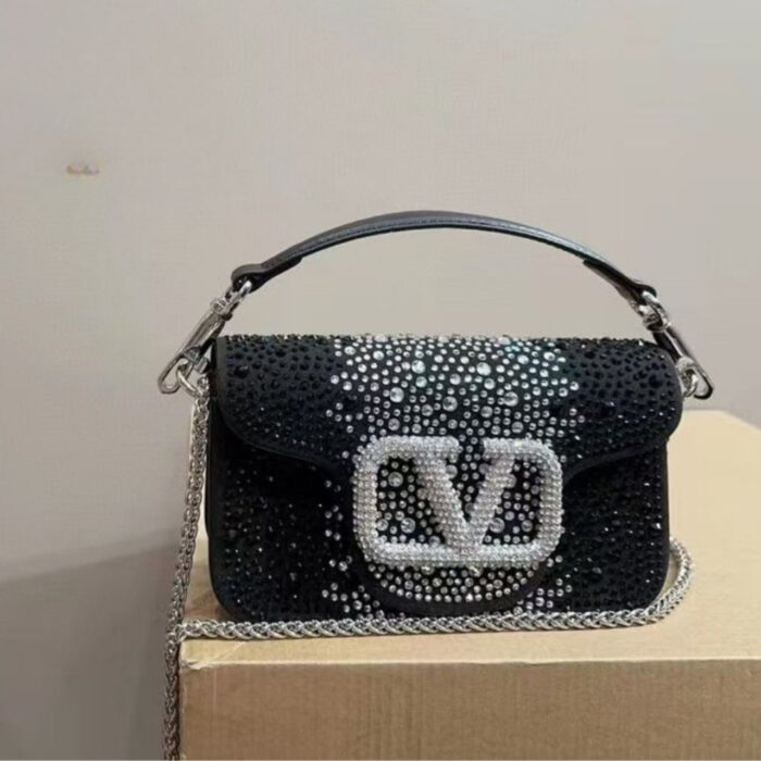 Valentino Loco Small Vlogo Shoulder Bag Black 25Cm - Image 2