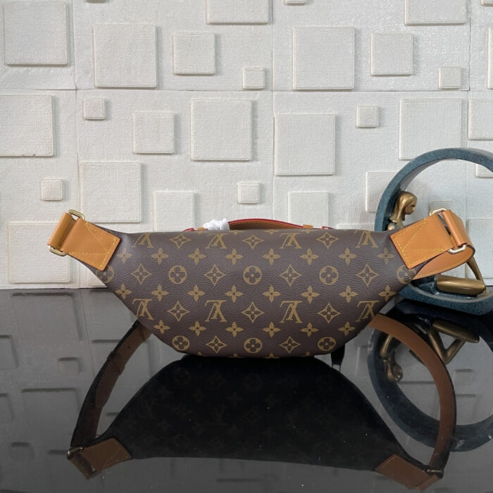 Super Vip 1:1 – Louis Vuitton Rush Fanny Pack Brown 30Cm M14019 - Image 6