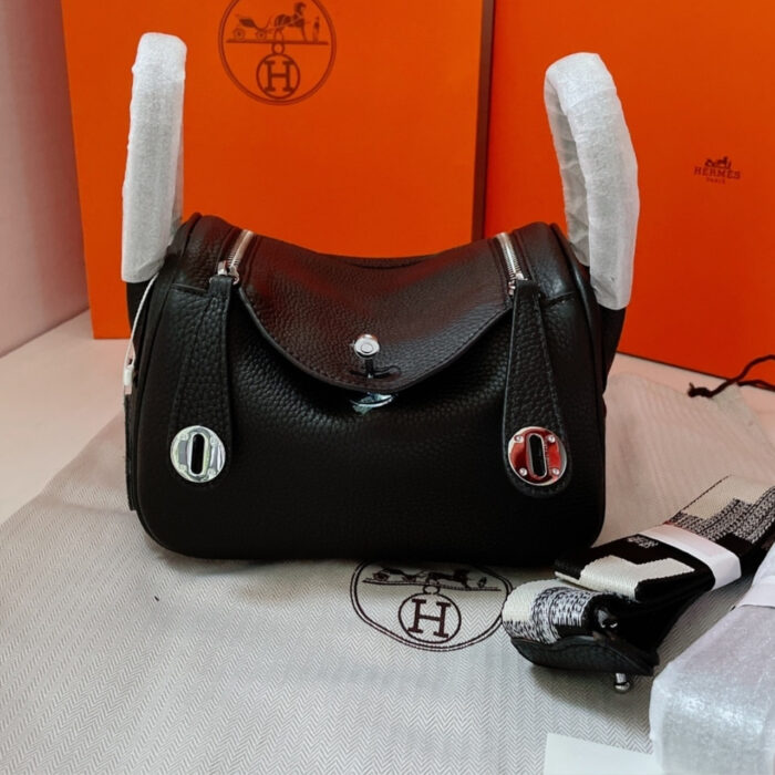 Hermes Lindy Mini Bag With Silver Hardware Black 20Cm - Image 2