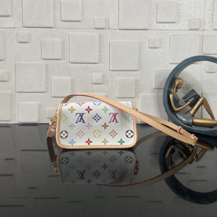 Super Vip 1:1 – Louis Vuitton x Takashi Murakami Nano Diane Bag Multicolored Blanc 19Cm M14194 - Image 4