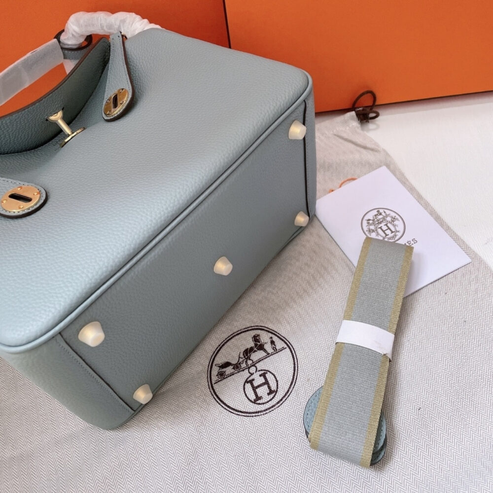 Hermès Lindy Clemence Leather GHW Blue 26cm - Image 6