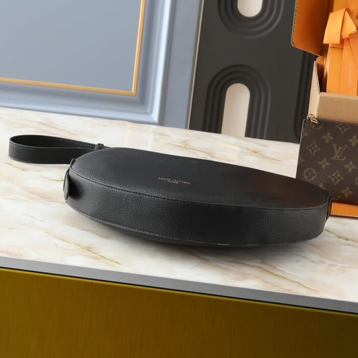 Louis Vuiiton Low Key Cookie MM Black 32Cm M14417 - Image 3