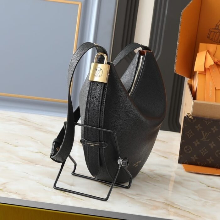 Louis Vuiiton Low Key Cookie MM Black 32Cm M14417 - Image 4