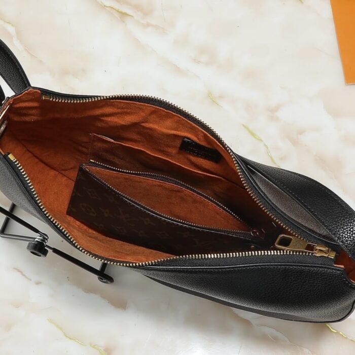 Louis Vuiiton Low Key Cookie MM Black 32Cm M14417 - Image 6