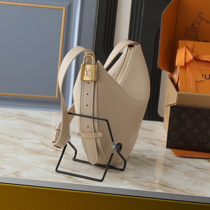 Louis Vuiiton Low Key Cookie MM Walnut 32Cm M14635 - Image 3