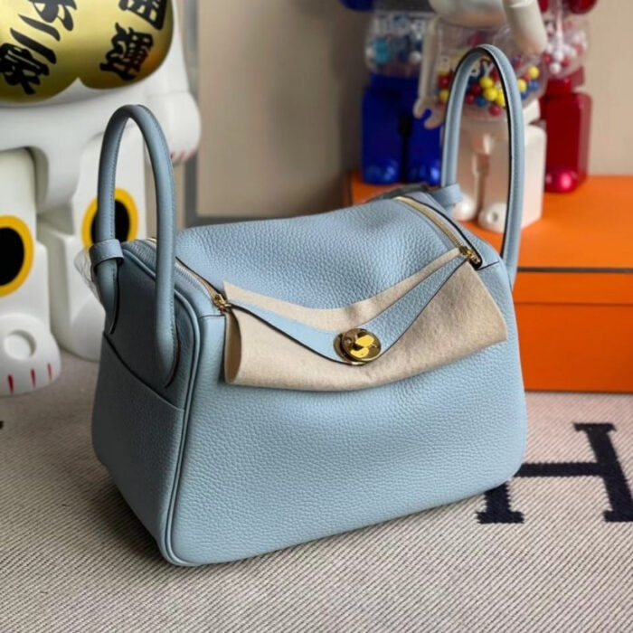Hermes Lindy Clemence 7N Light Blue Silver Hardware 26Cm - Image 2