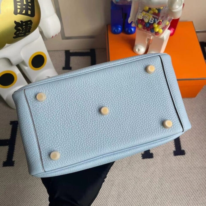 Hermes Lindy Clemence 7N Light Blue Silver Hardware 26Cm - Image 6