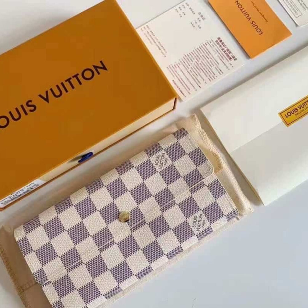 Louis Vuitton Emilie Wallet Damier Azur White 19Cm - Image 4