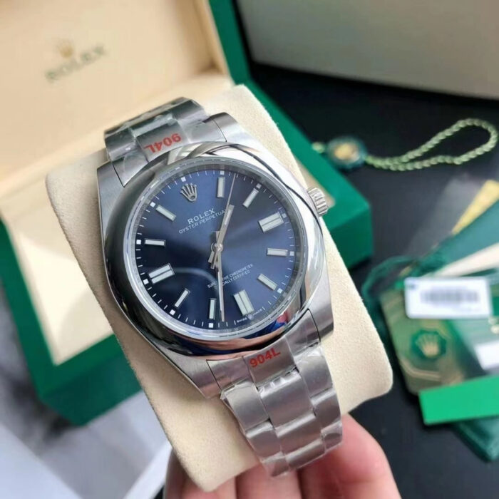 Rolex Oyster Perpetual Navy Blue 124300 0003 41mm - Image 3