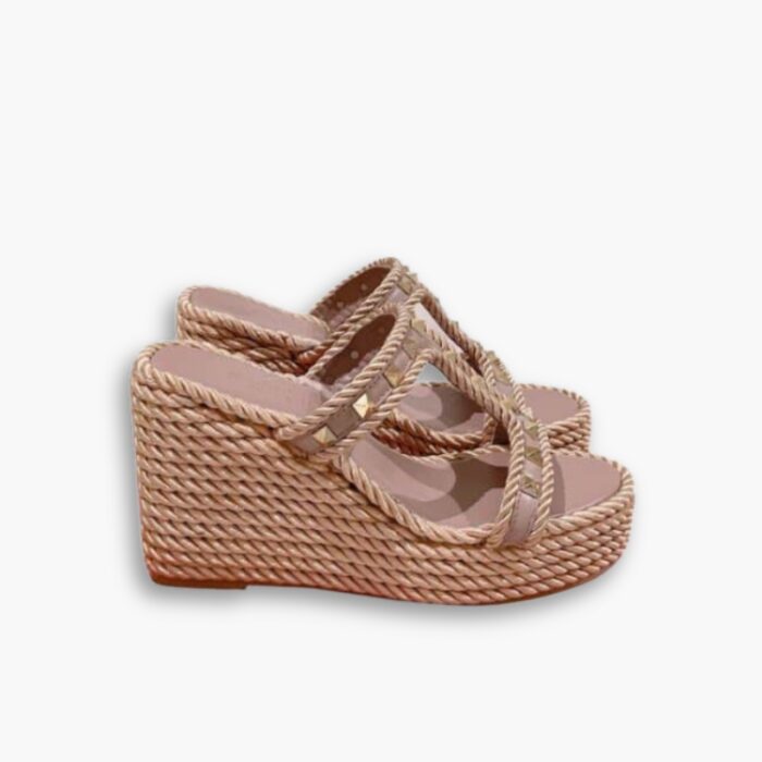 Valentino Rockstud Wedge Beige