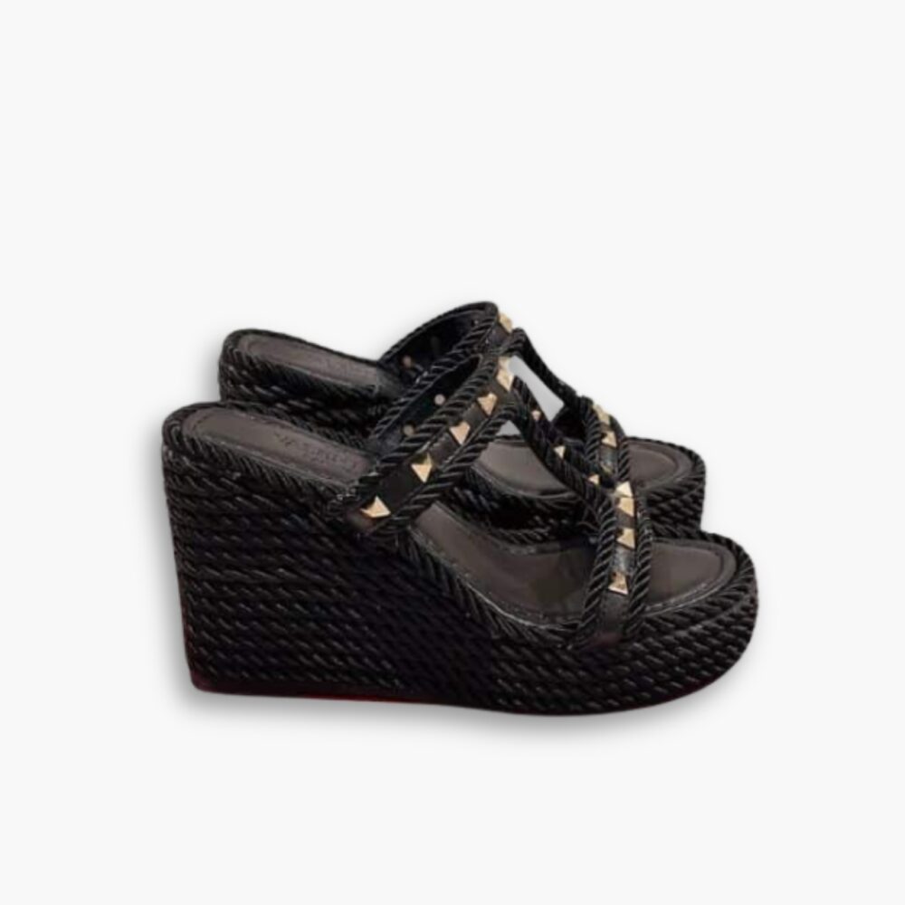 Valentino Rockstud Wedge Black
