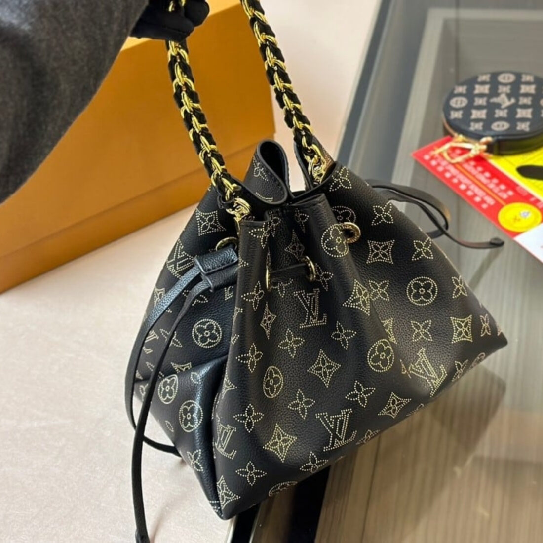 Louis Vuitton Bella Monogram Canvas Black 23cm M23392 - Image 4