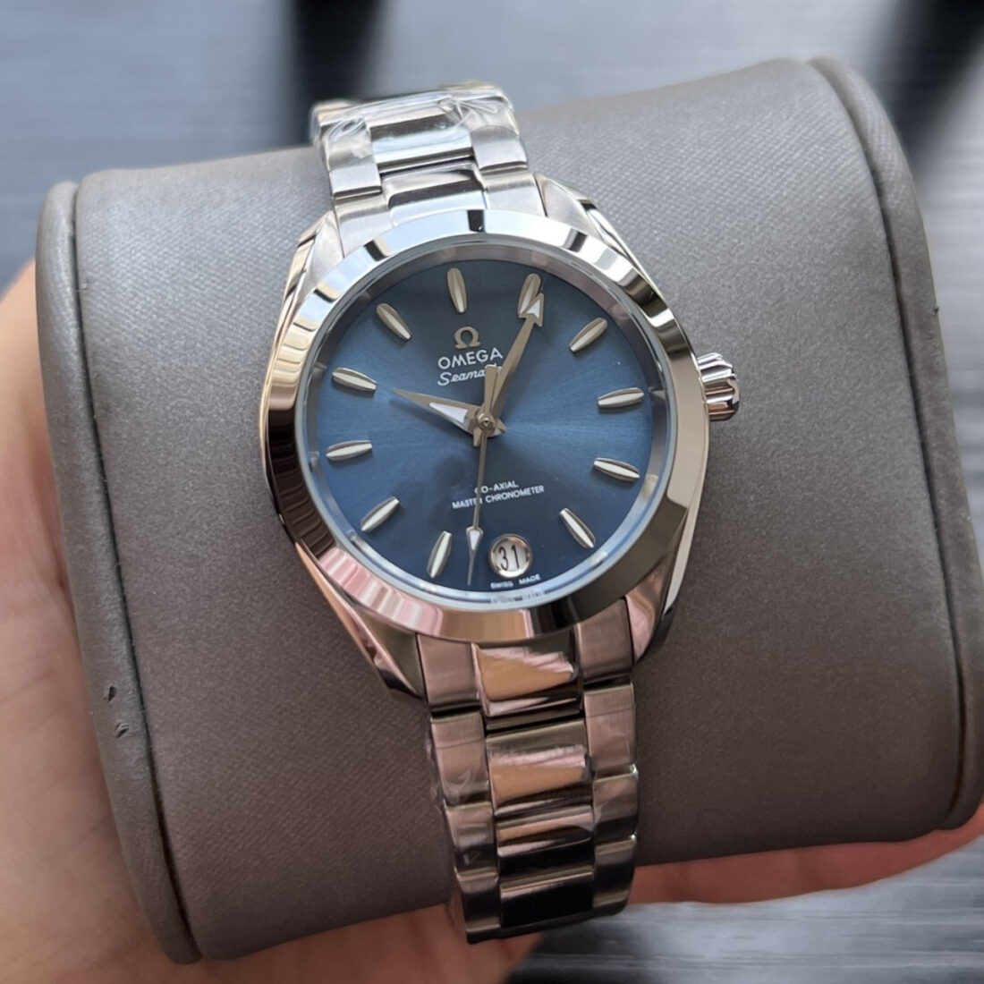 Omega Seamaster Aqua Terra Shades Sea Blue 34mm  220 10 34 20 03 002 - Image 2