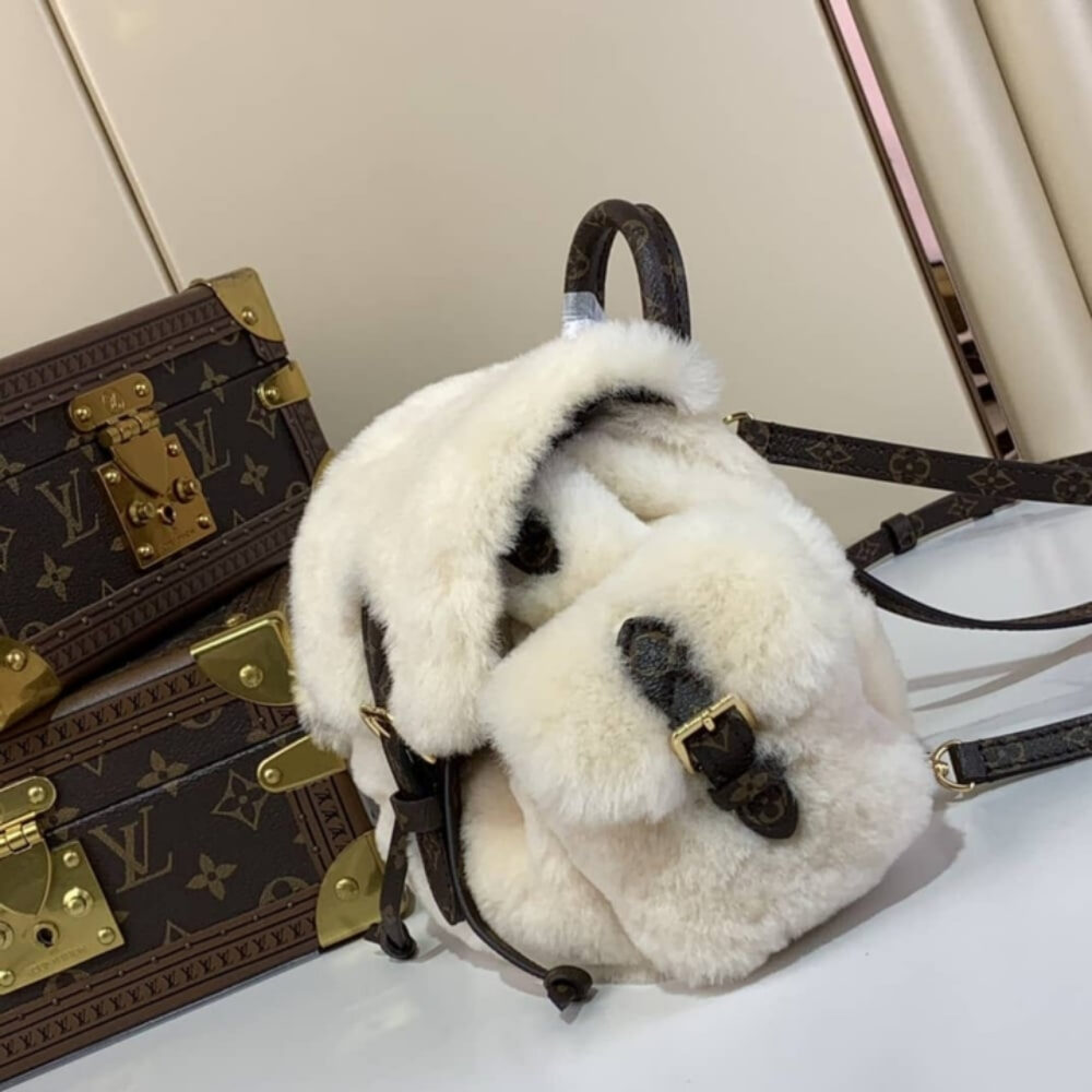 Super Vip 1:1 – Louis Vuitton Nano Teddy Backpack 25Cm M11919 - Image 3