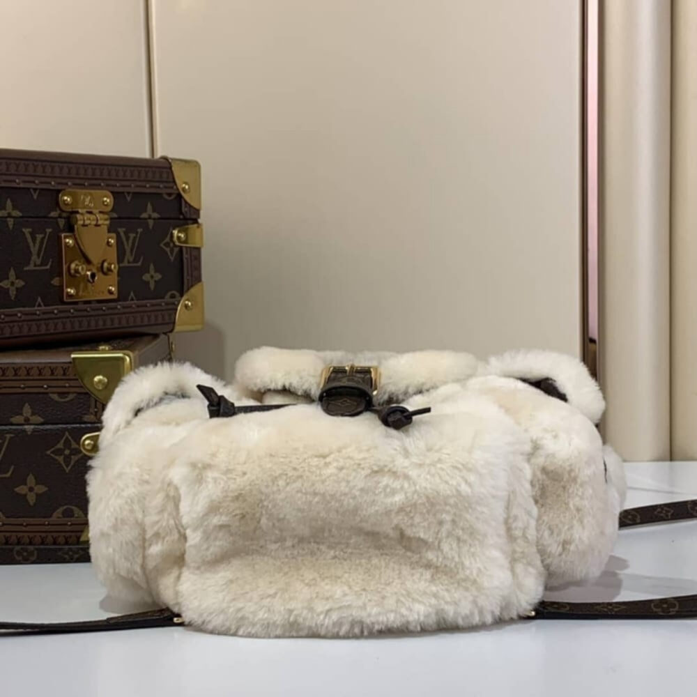 Super Vip 1:1 – Louis Vuitton Nano Teddy Backpack 25Cm M11919 - Image 6