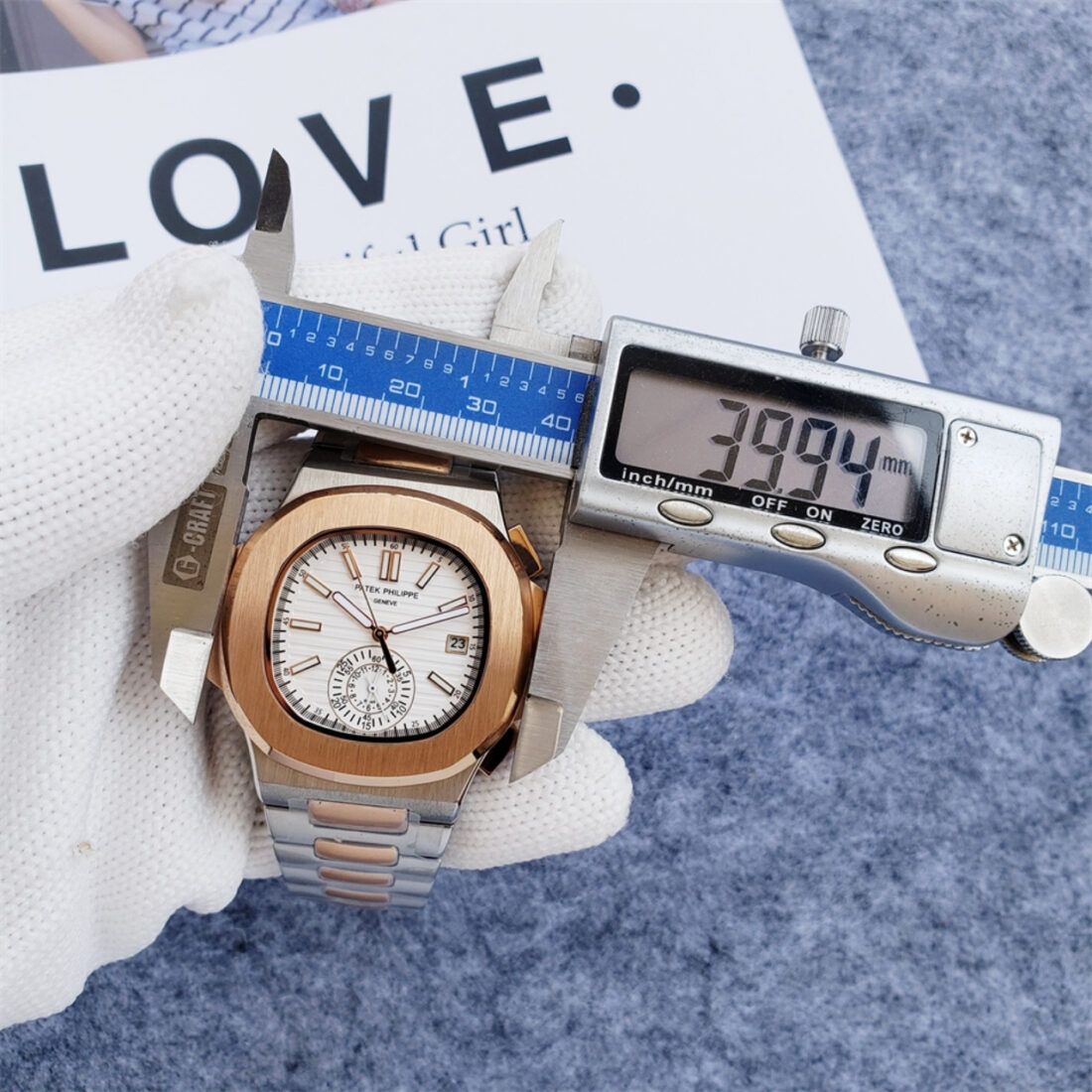 Patek Philippe Nautilus Chronograph Stainless Steel White 40mm - Image 3
