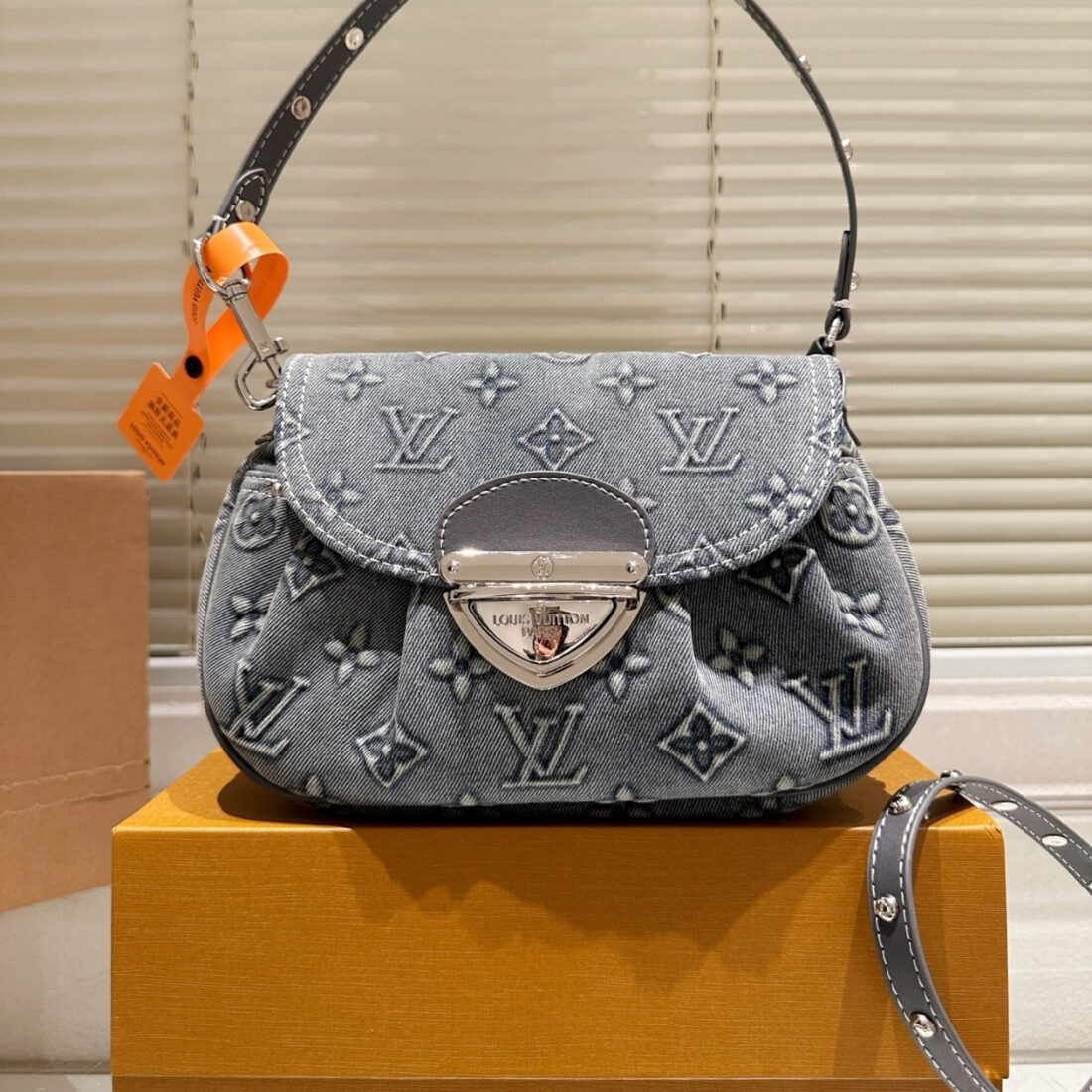 Louis Vuitton Monogram Sunset Bag Denim Dark Blue 26Cm - Image 2