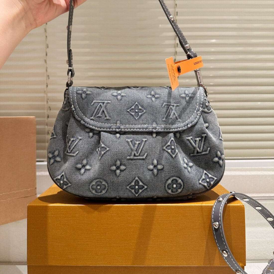 Louis Vuitton Monogram Sunset Bag Denim Dark Blue 26Cm - Image 3