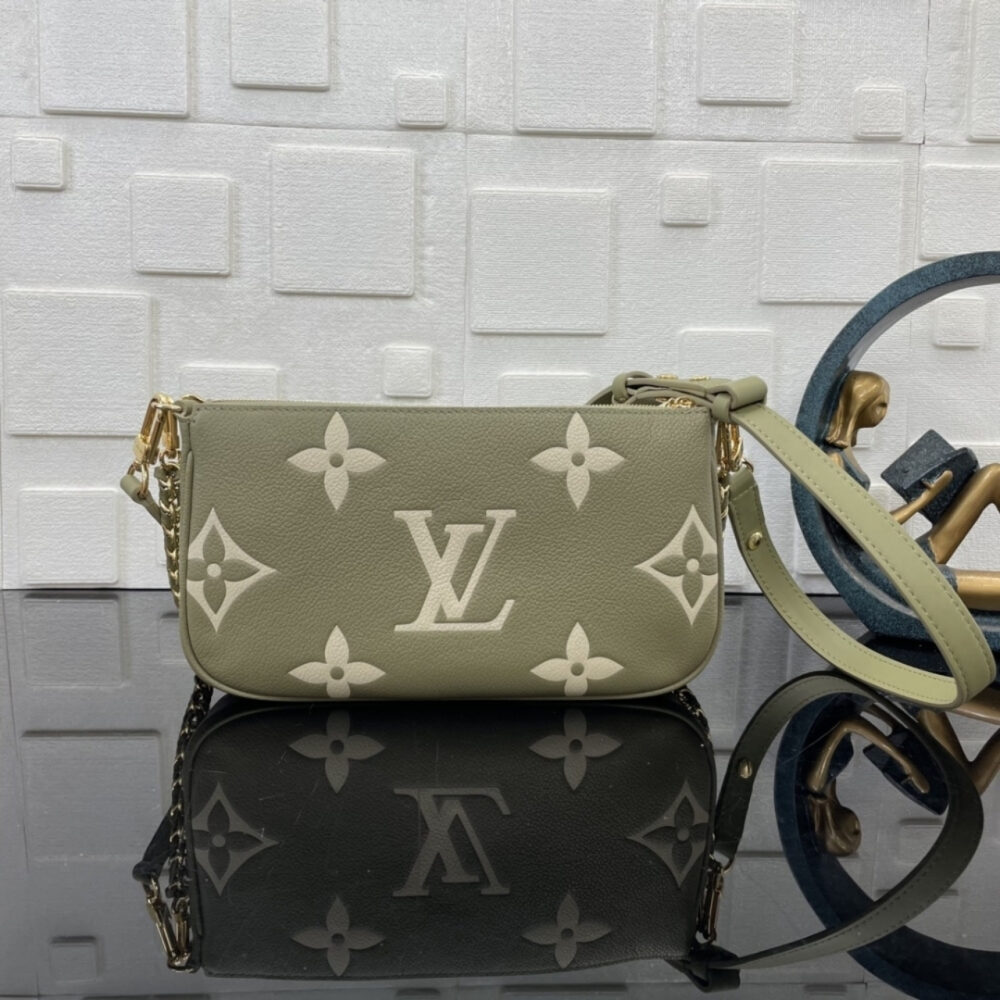 Super Vip 1:1 – Louis Vuitton Multi Pochette Accessoires Bag Green 25Cm M22670 - Image 4