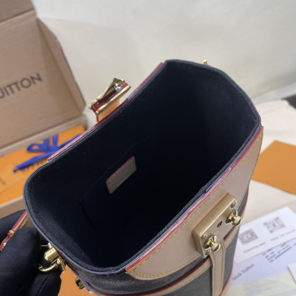 Super Vip 1:1 – Louis Vuitton Duffle Monogram Coated Canvas Beige 22Cm M43587 - Image 7