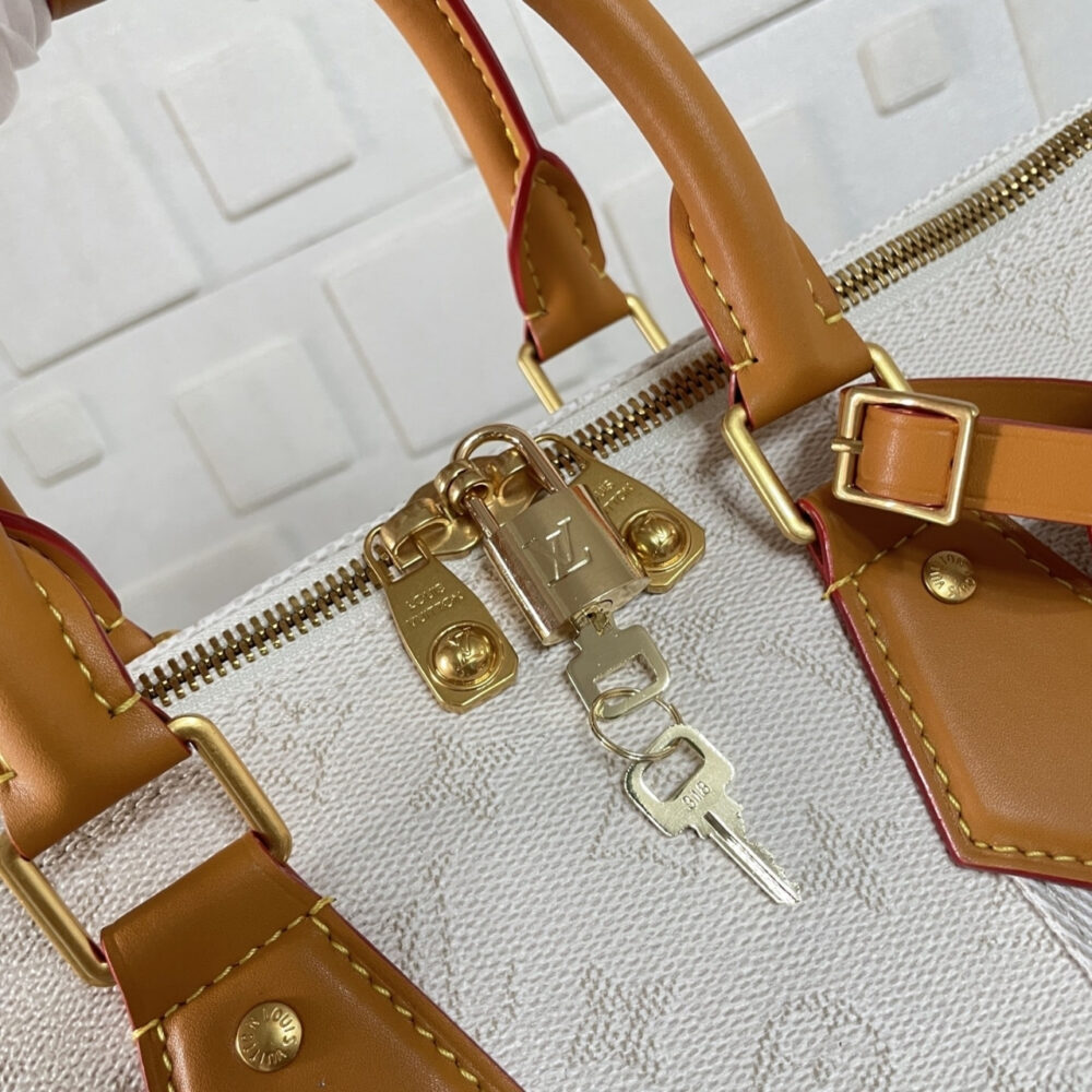 Super Vip 1:1 – Louis Vuitton Keepall Bandoulière 45 Off White 45Cm M14838 - Image 8